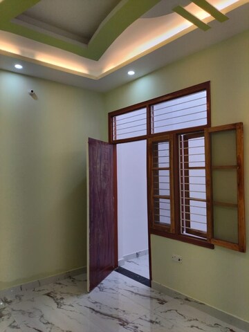 Room in 2 BHK Independent House at Gomti Nagar – for Rent