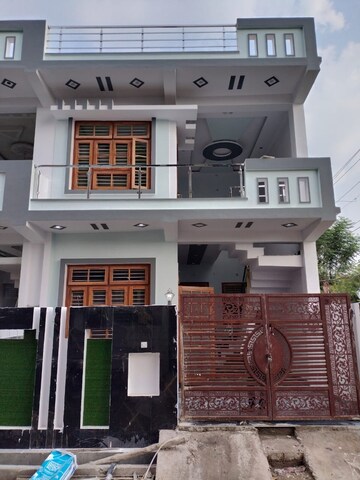 2 BHK Independent House For Rent in Gomti Nagar