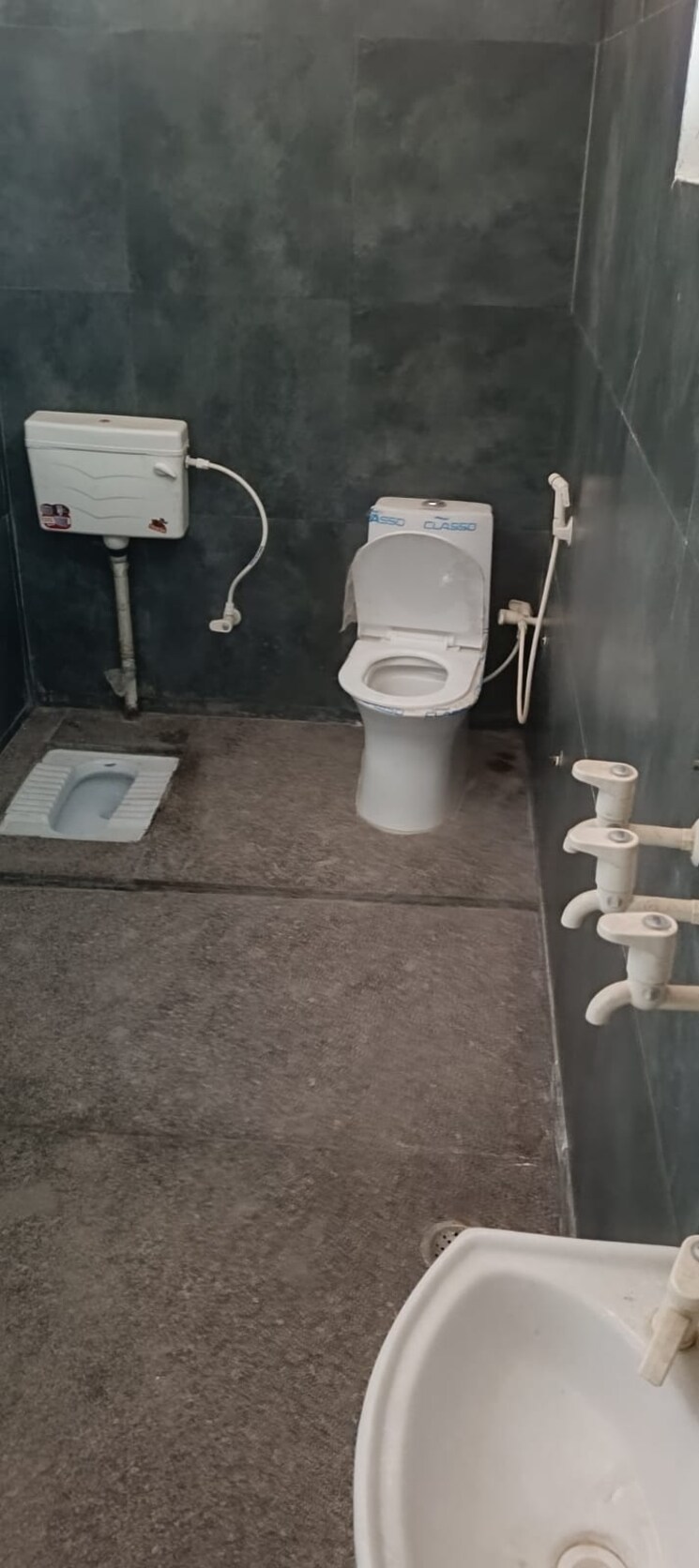 Team Area, lajpat nagar i 2 Bedroom 101 Sq.Yd. Builder Floor In Lajpat Nagar I Delhi 9071486