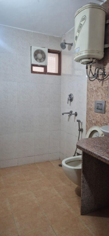 Bathroom in 3 BHK Apartment at DDA Rosewood Apartments, Vasant Kunj – for Rent