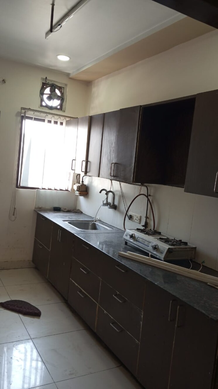 Kitchen, lajpat nagar ii 2 Bedroom 200 Sq.Yd. Builder Floor In Lajpat Nagar ii Delhi 9071552