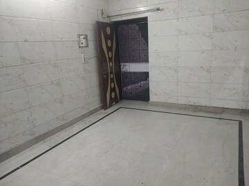 2 BHK Apartment For Rent in Paschim Vihar