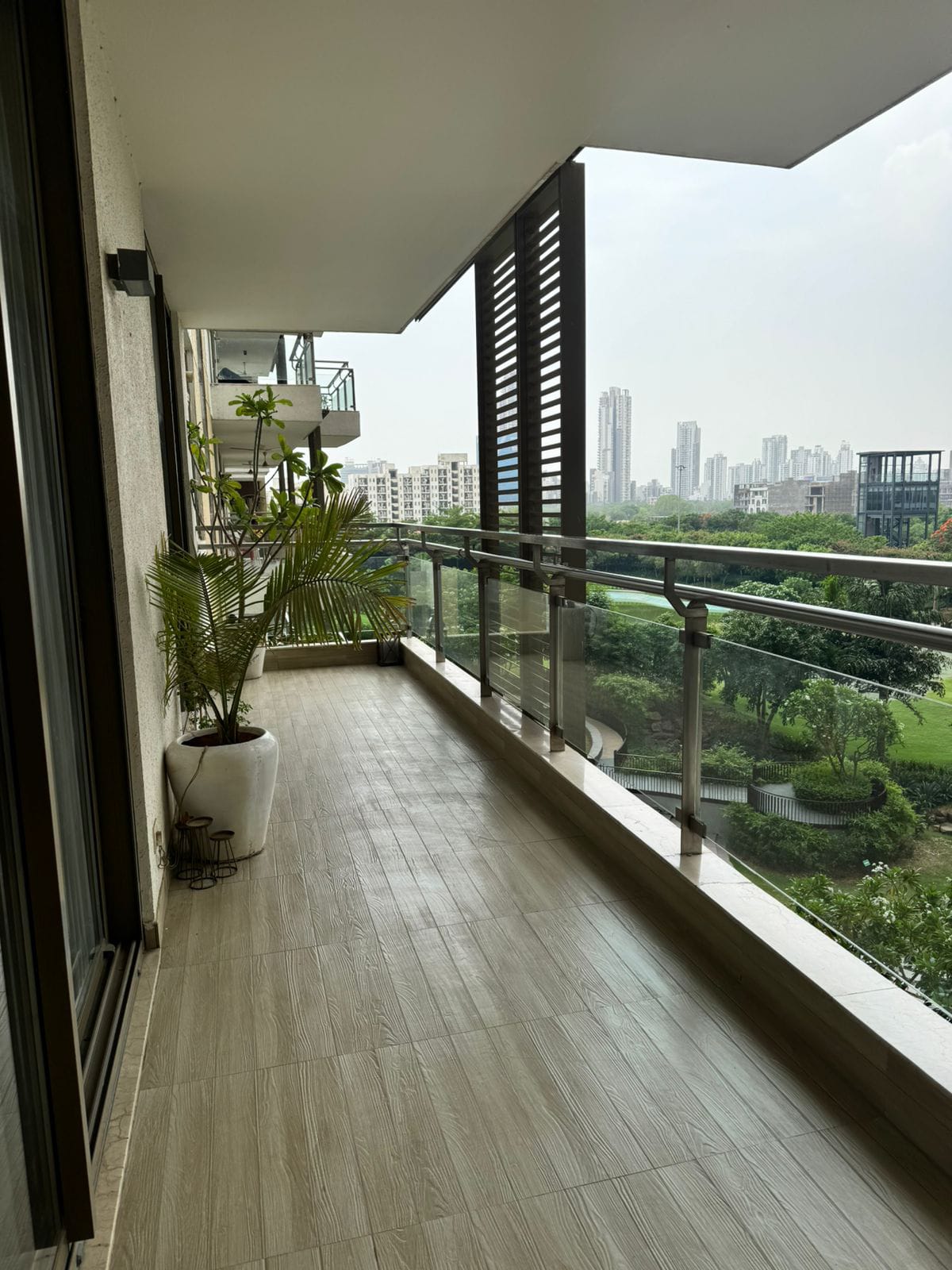 4 BHK + Pooja Room,Servant Room,Study Room Apartment For Sale in M3M Golf Estate