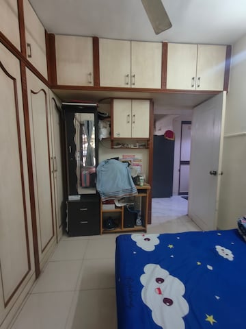 Room in 2.5 BHK Apartment at Raviraj Planet Millenium, Pimple Saudagar – for Rent
