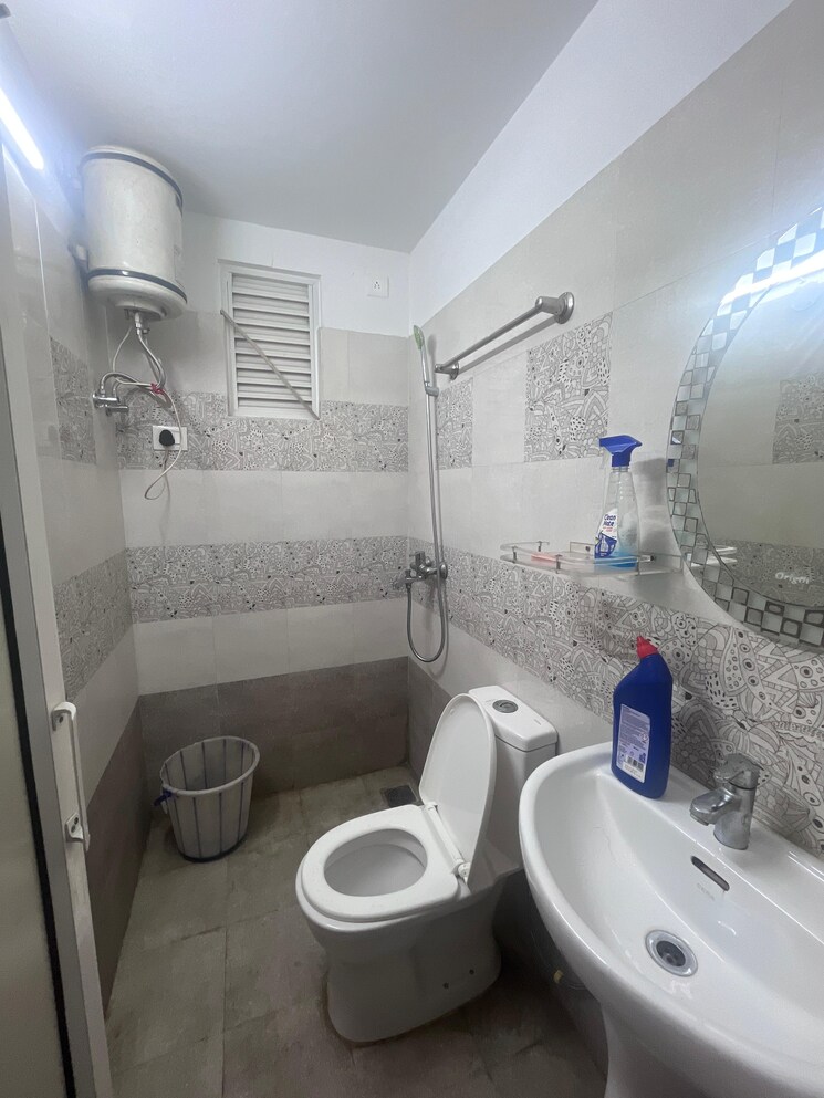 Bathroom, windlass-river-valley 2 Bedroom 828 Sq.Ft. Apartment In Harrawala Dehradun 9071602