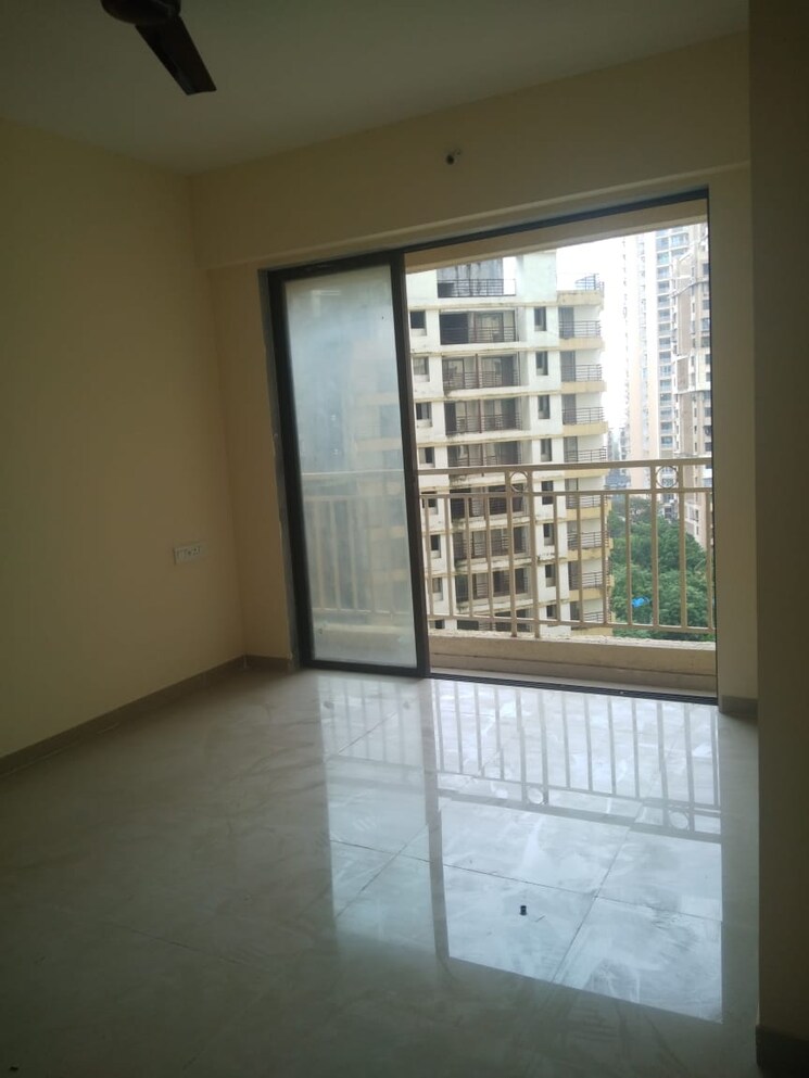 Living Room, paradigm-zenith-pushpanjali-residency-phase-iii 1 Bedroom 497 Sq.Ft. Apartment In Ghodbunder Road Thane 9071604