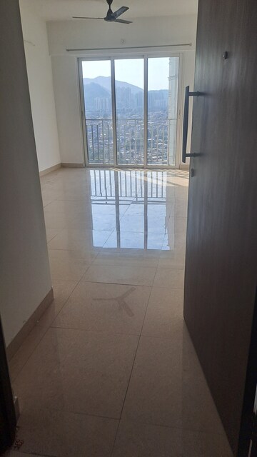 Room in 3 BHK Apartment at Cosmos Horizon, Thane West – for Sale