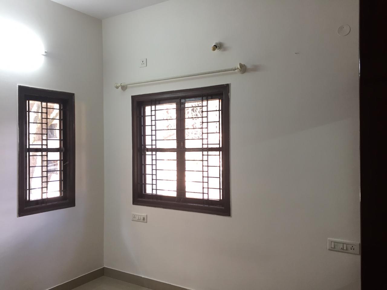 2 BHK Apartment For Rent in HM Winchester