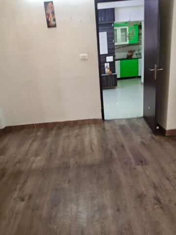 Room in 2 BHK Apartment at Hawelia Valencia Homes, Sector 1 Greater Noida – for Rent
