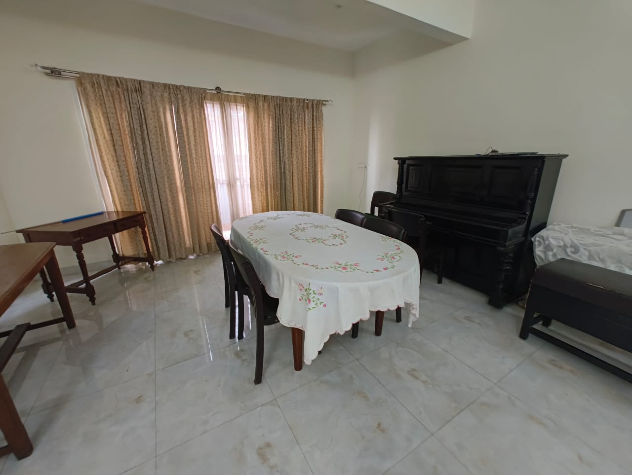 3 BHK Apartment For Rent in Emerald Green Cox Town