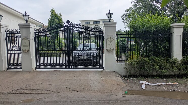 undefined, sector 135  4032 Sq.Ft. Plot In Sector 135 Noida 9071653