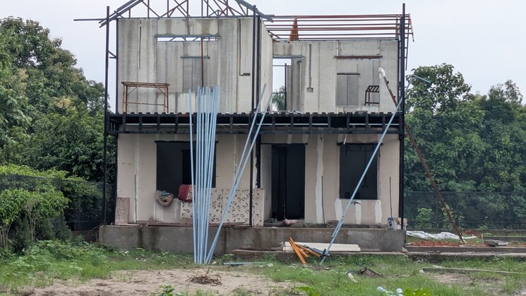 undefined, sector 135  4032 Sq.Ft. Plot In Sector 135 Noida 9071653