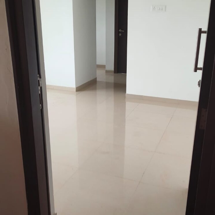 Room, puranik-city-phase-iii 1 Bedroom 425 Sq.Ft. Apartment In Koliwada Thane 9071666