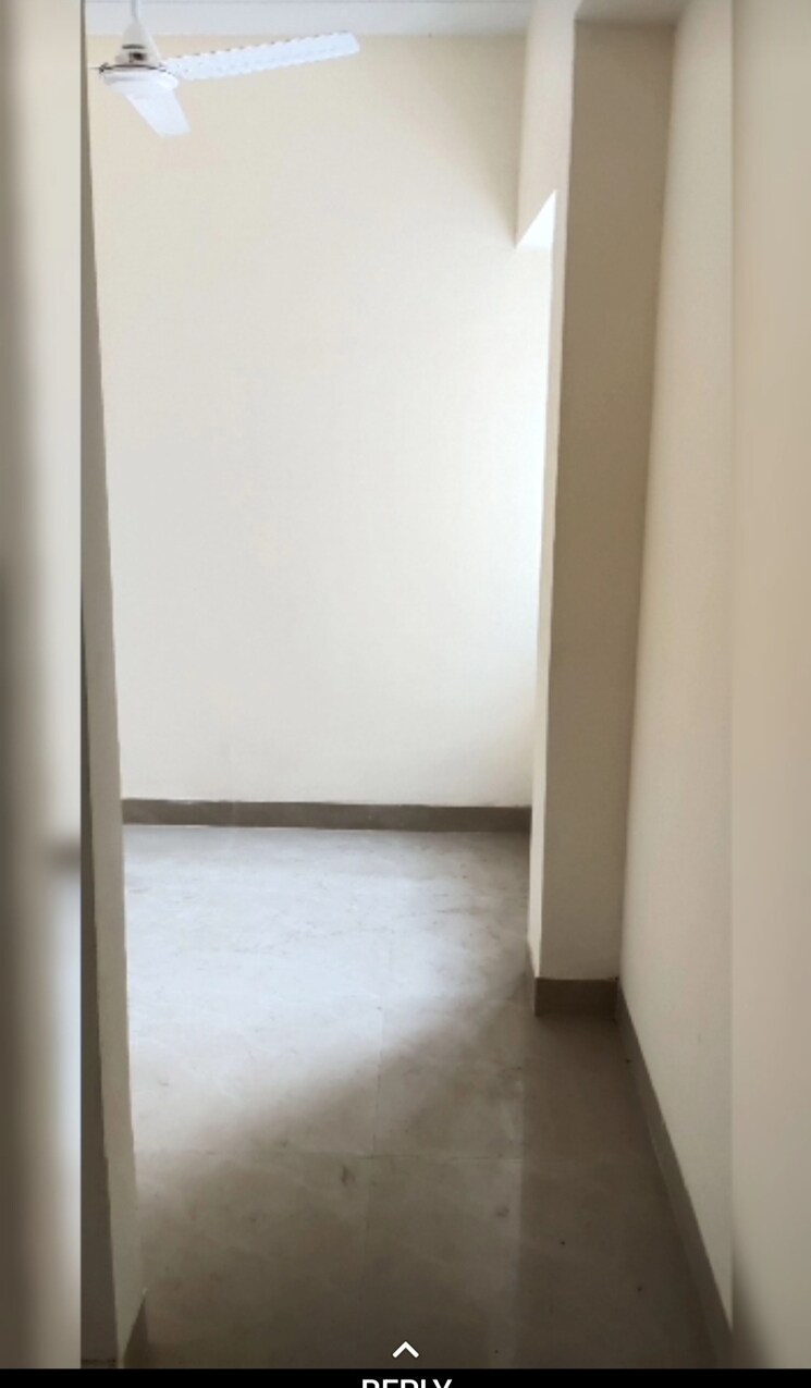 Room, mhada-bombay-dyeing-mill 1 Bedroom 225 Sq.Ft. Apartment In Wadala Mumbai 9067471