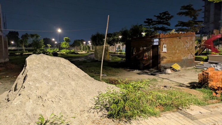 undefined, sector 135  5000 Sq.Ft. Plot In Sector 135 Noida 9071679