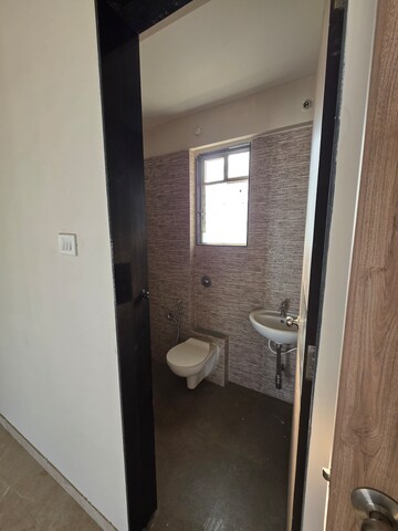 Furnished Amenities in 2 BHK Apartment at Suyog Pearl, Hadapsar – for Rent