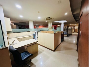 Team Area in  Showroom at Malad West – for Rent