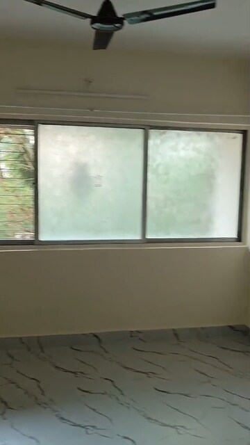 Room in 1 BHK Apartment at Borivali West – for Rent