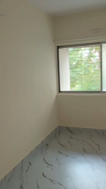 Room in 1 BHK Apartment at Borivali West – for Rent