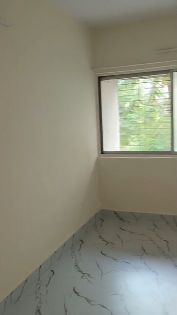 Room in 1 BHK Apartment at Borivali West – for Rent