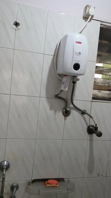 Bathroom in 1 BHK Apartment at Borivali West – for Rent