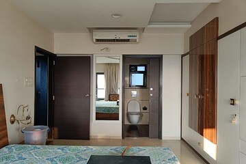 Building Lobby in 3 BHK Apartment at Godrej Platinum Mumbai, Vikhroli East – for Rent