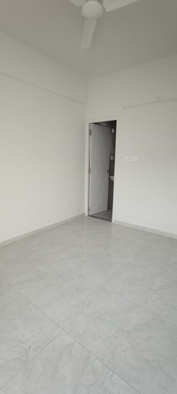 Room in 1 BHK Builder Floor at Hsr Layout – for Rent