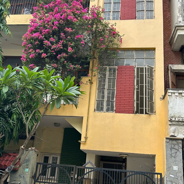 Exterior View, sector 26 3 Bedroom 112 Sq.Mt. Independent House In Sector 26 Noida 9071822
