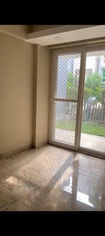Room in 3 BHK Apartment at Rise Sports Villas, Sector 1 Greater Noida – for Rent