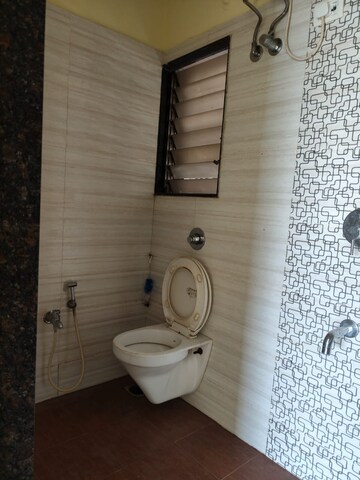 Bathroom in 1 BHK Apartment at Kandivali West – for Rent
