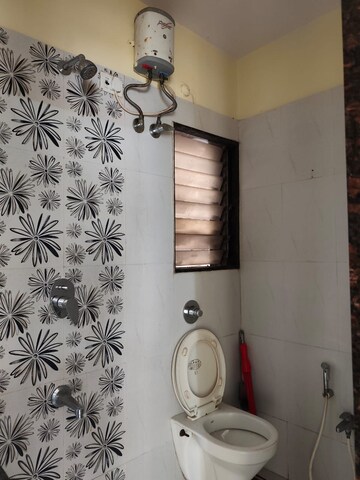 Bathroom in 1 BHK Apartment at Kandivali West – for Rent
