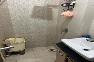Bathroom in 2 BHK Apartment at Mayfair Housing Hillcrest, Vikhroli West – for Rent