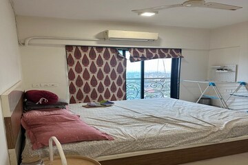 Bedroom in 2 BHK Apartment at Mayfair Housing Hillcrest, Vikhroli West – for Rent