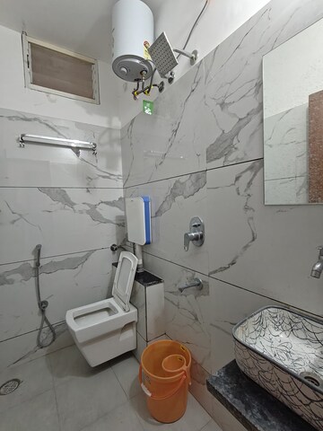 Attached Bathroom in 1 BHK Independent House at Vijay Nagar – for Rent