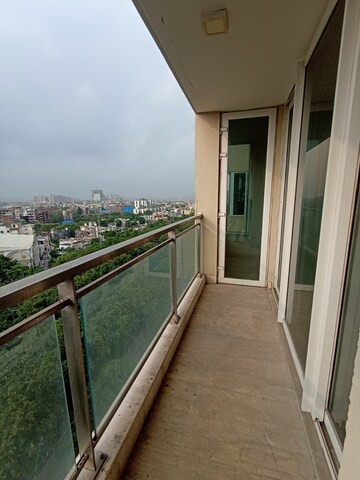 Balcony in 4 BHK Apartment at Ambience Tiverton, Sector 50 – for Rent