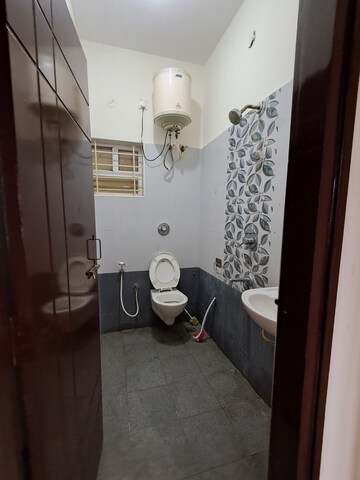 Furnished Amenities in 1 BHK Builder Floor at Koramangala – for Rent