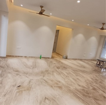 Room in 4 BHK Apartment at Kumar Privie Selena, Link Road – for Rent