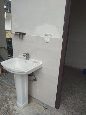 Bathroom in 1 BHK Independent House at Alpha 1 RWA, Alpha 1 Greater Noida – for Rent