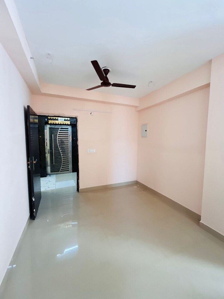 Room, jnc-the-park 3 Bedroom 1350 Sq.Ft. Apartment In Sector 16c Greater Noida Greater Noida 9071974