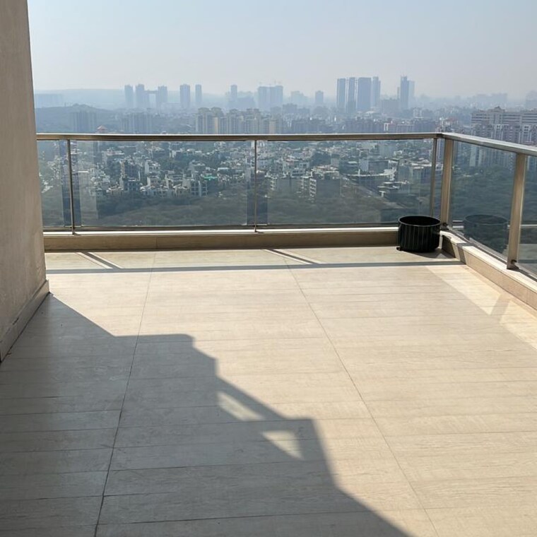 Balcony, dlf-the-crest-phase-ii 5 Bedroom 4556 Sq.Ft. Apartment In Dlf Phase V Gurgaon 9071992
