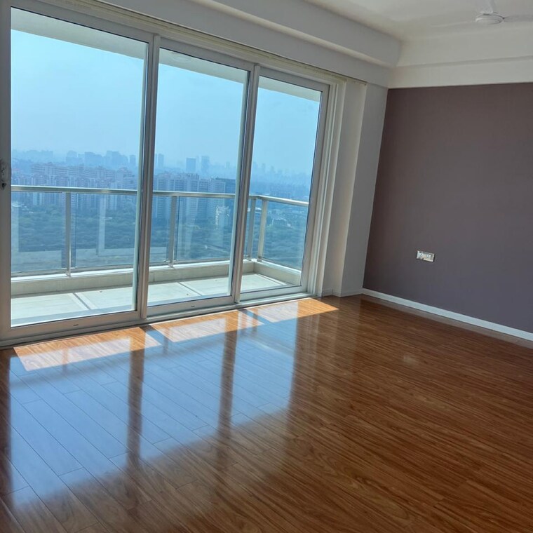 Room, dlf-the-crest-phase-ii 5 Bedroom 4556 Sq.Ft. Apartment In Dlf Phase V Gurgaon 9071992