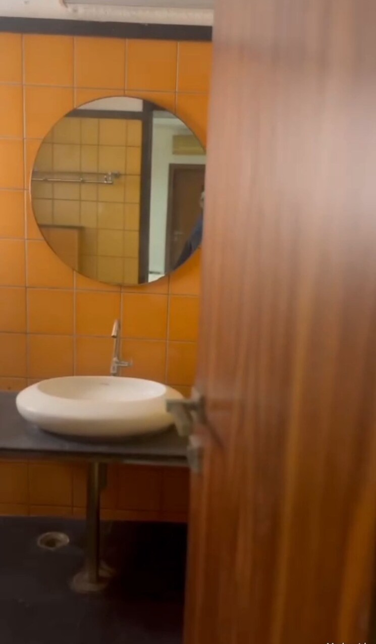 Bathroom, kilpauk 4 Bedroom 3750 Sq.Ft. Villa In Kilpauk Chennai 9072004