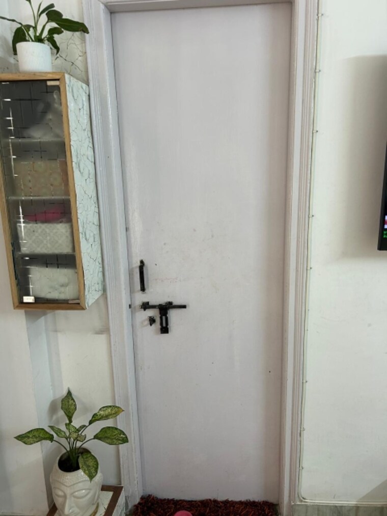 undefined, sector 21c 3.5 Bedroom 1500 Sq.Ft. Apartment In Sector 21c Faridabad 9072029