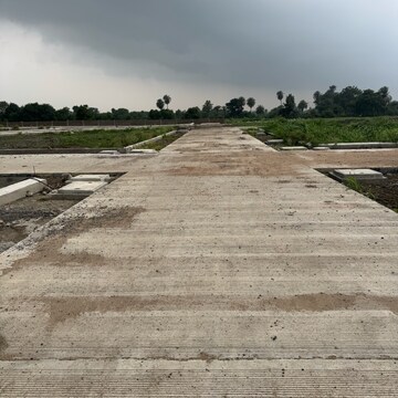  Plot For Sale in Rau