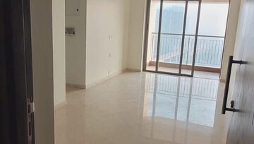Living Room in 2 BHK Apartment at Kalpataru Paramount, Kapur Bawdi – for Rent