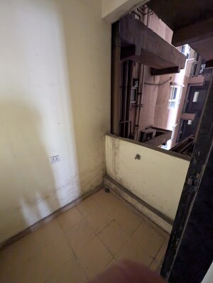 Bathroom in 3 BHK Apartment at Indiabulls Greens, New Panvel – for Sale