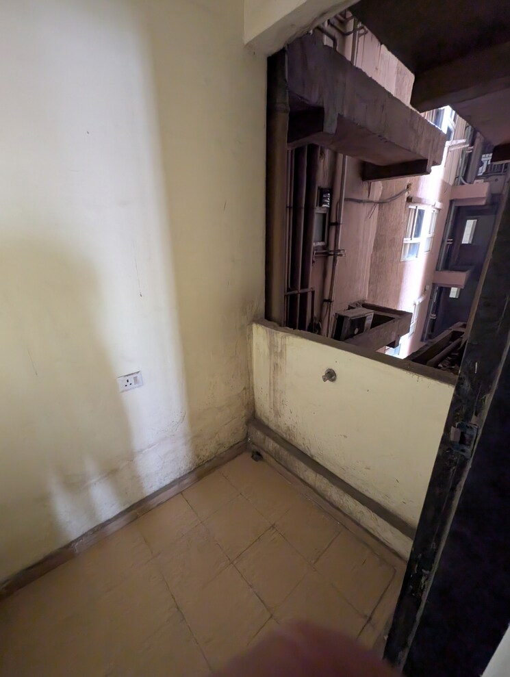 Bathroom, indiabulls-greens 3 Bedroom 1690 Sq.Ft. Apartment In New Panvel Navi Mumbai 9072101