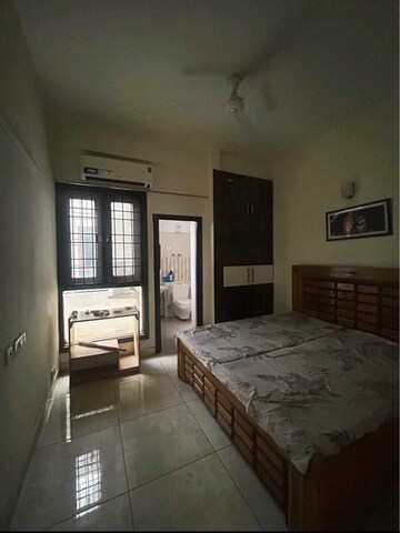 Room in 3 BHK Villa at Panchsheel Greens II, Sector 16 Greater Noida – for Rent