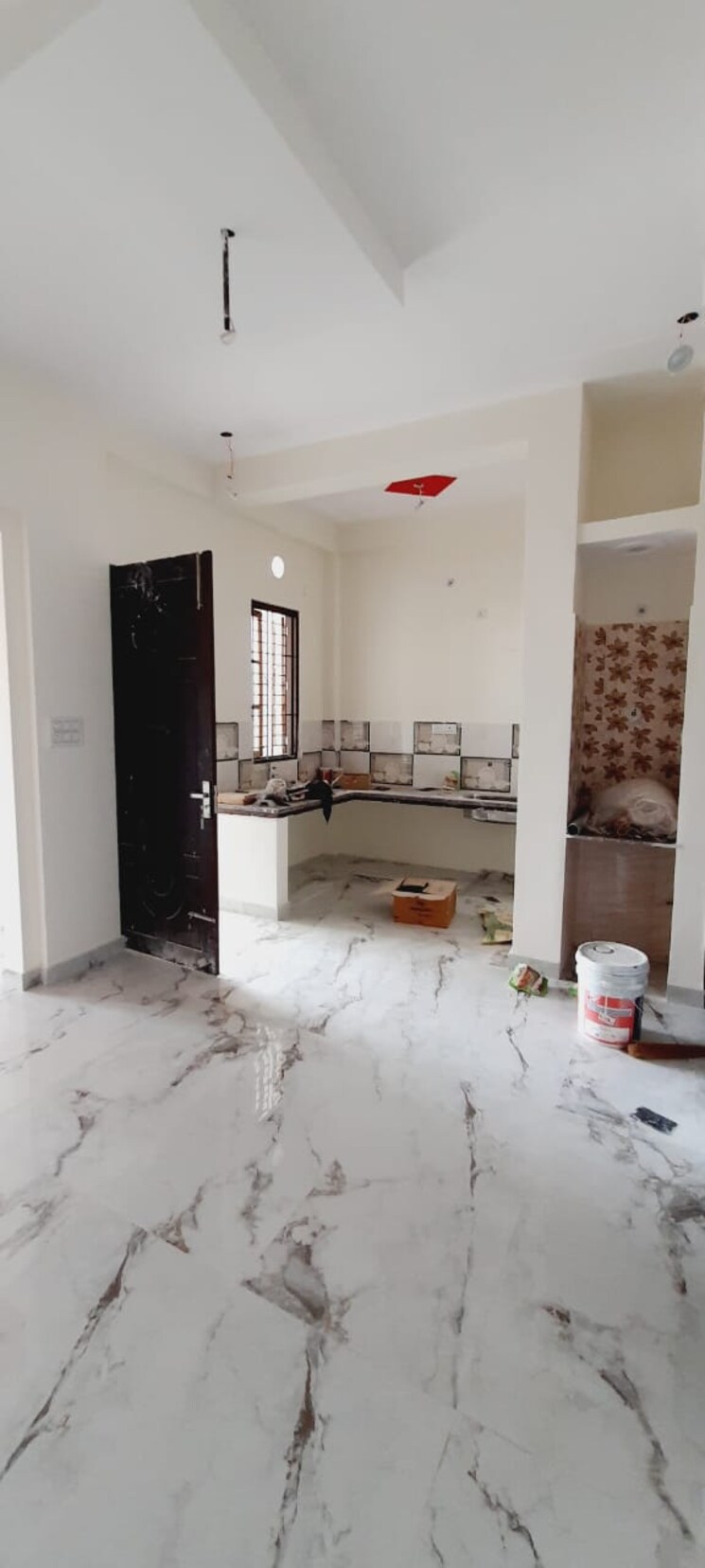 Room, chinhat 3 Bedroom 1000 Sq.Ft. Independent House In Chinhat Lucknow 9072141