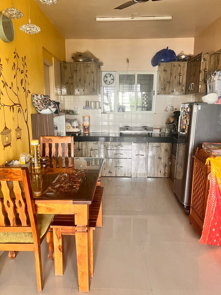 Living Room, paramount-garden 2 Bedroom 92 Sq.Mt. Apartment In Katraj Pune 9072136